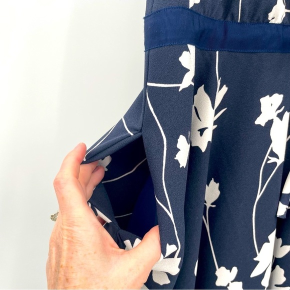 Brooks Brothers Sleeveless Floral Dress – Tie Waist, Full Skirt – Size 12 - Picture 4 of 13